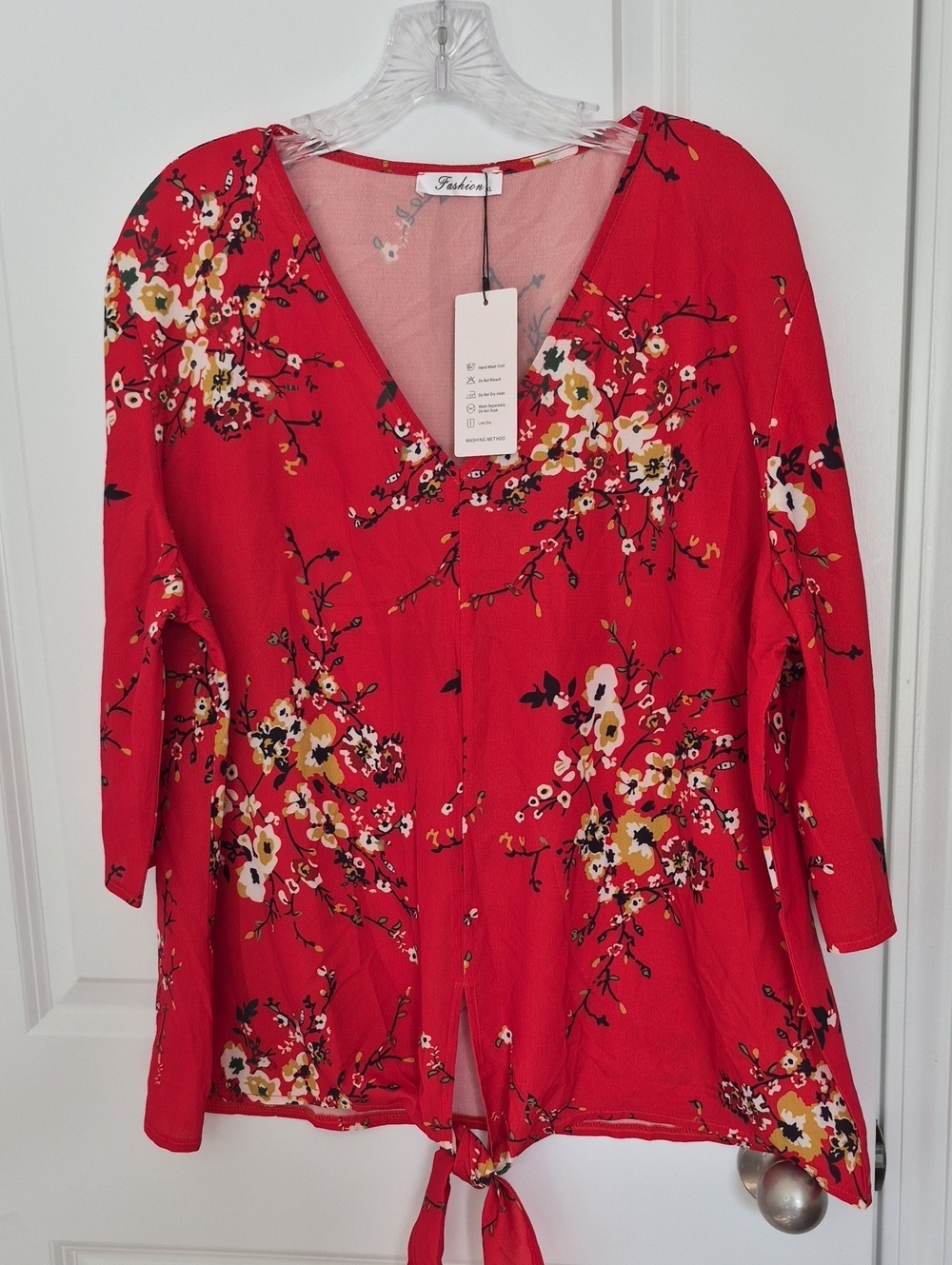Fashion Red Floral Tie-Front V-Neck Blouse